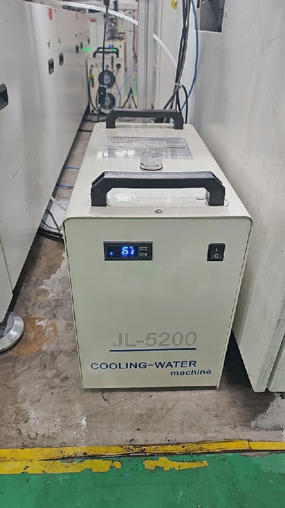 JL-5200 CO2激光冷水机应用···
