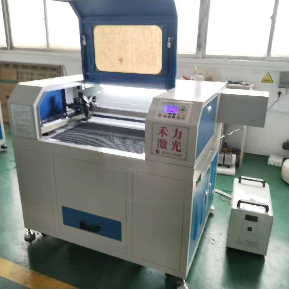 JL-3000 CO2激光冷水机应用···